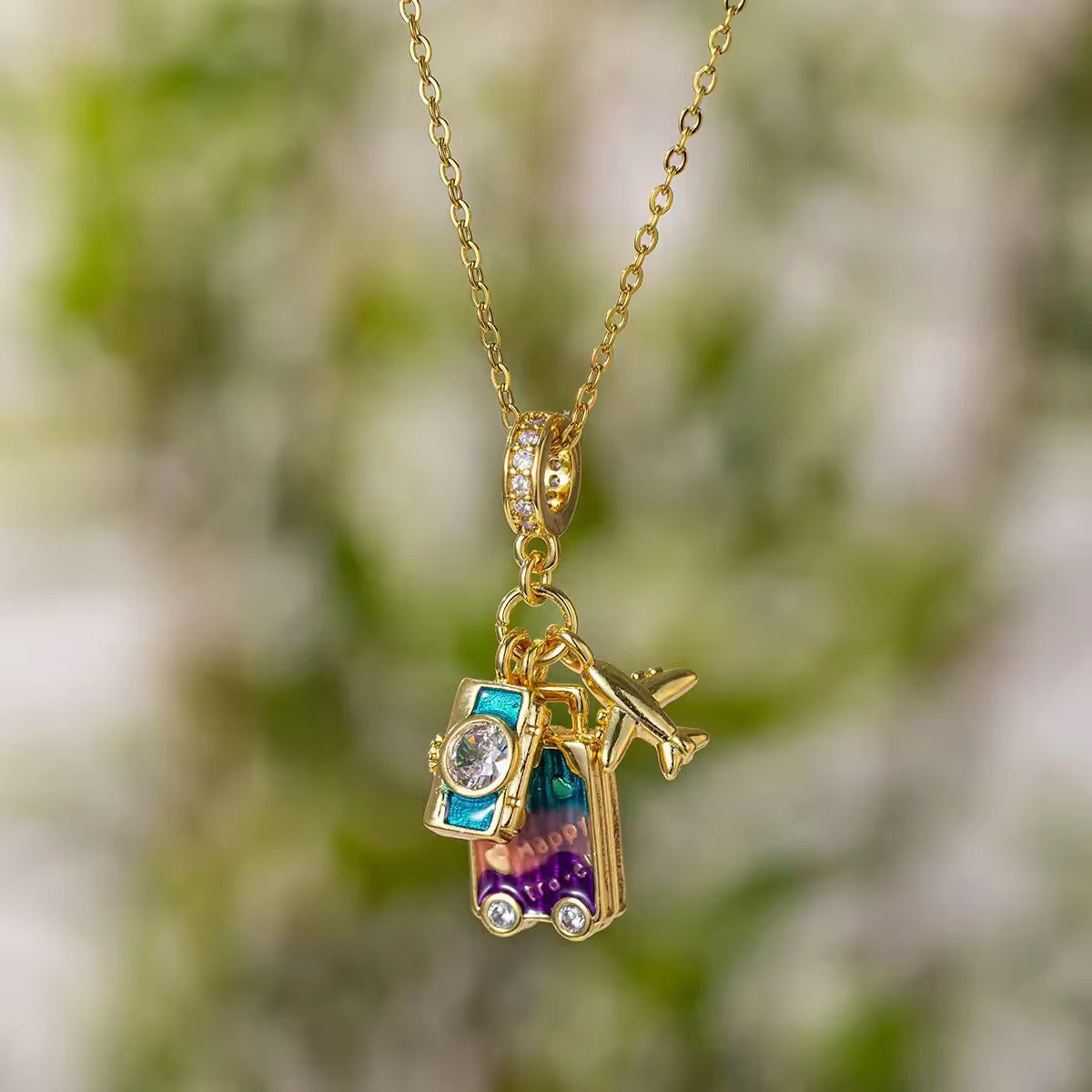 SS 225 Around the world travel necklace -18k gold plated stainless steel - Anti tarnish - Wholesale