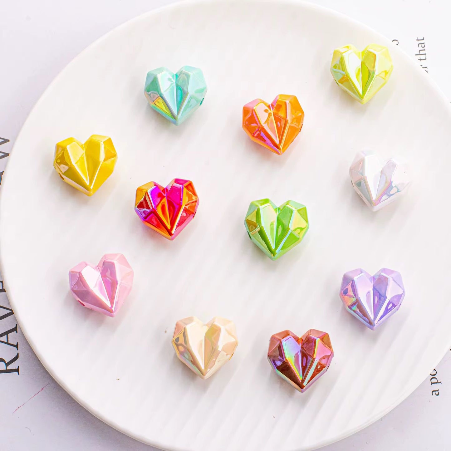 BBB 212 (g) Green Heart 3D Acrylic bead ( 1 pc ) UV Plated ( 20:21 mm )