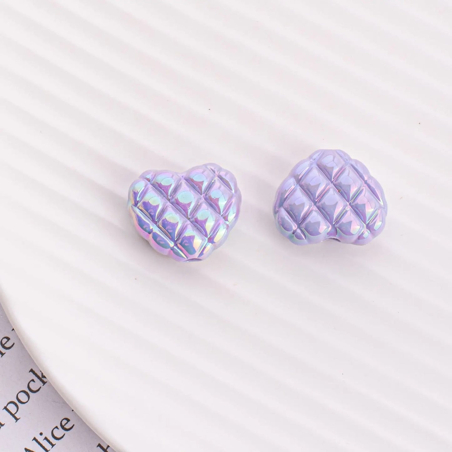 BBB 161 (C) purple Luminous heart uv plated holographic irrediscent Acrylic bead ( 1 pc )