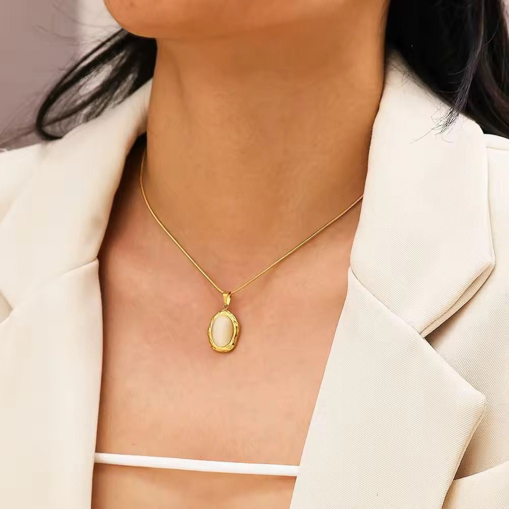 SJ 647 White cat eye minimalistic necklace - 18k Gold PVD plated stainless steel - Anti tarnish