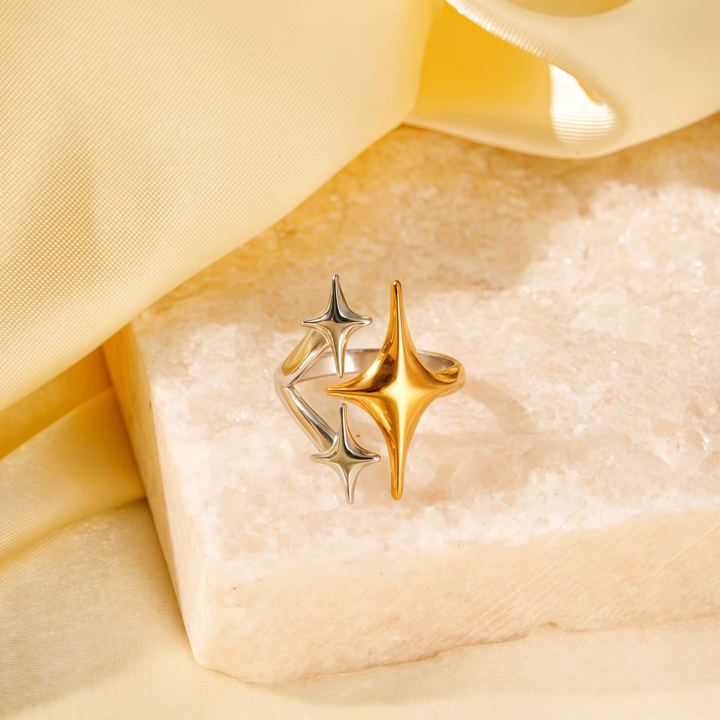 SJ 909 Twinkle Dual Tone Ring Adjustable - 18k Gold PVD plated stainless steel - Anti tarnish