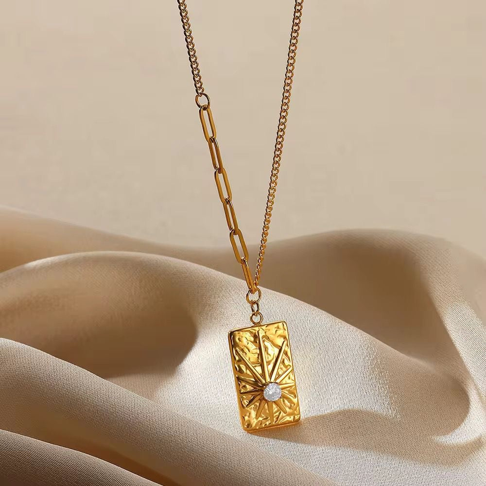 SJ 652 Zircon Sun premium Vintage Necklace - 18k Gold PVD plated stainless steel - Anti tarnish