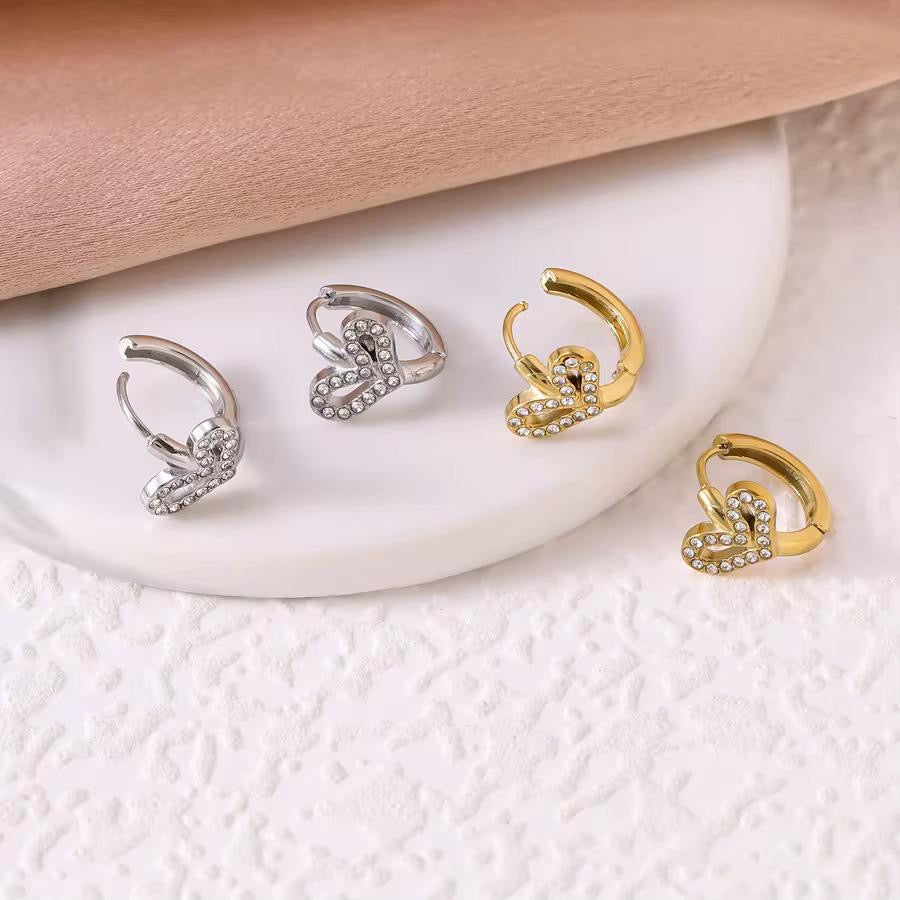 ESJ02A Heart Earrings - 18k Gold PVD plated 316 stainless steel - Anti tarnish
