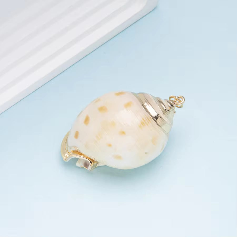 CZ 2378 Conch shell 18k gold plated charm ( 1 pc ) - anti tarnish