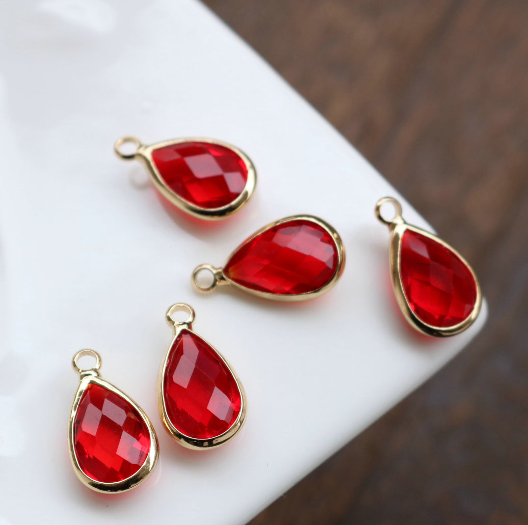 BBB 146 (A) Red Teardrop 10mm zircon charm - Anti tarnish (1PC)