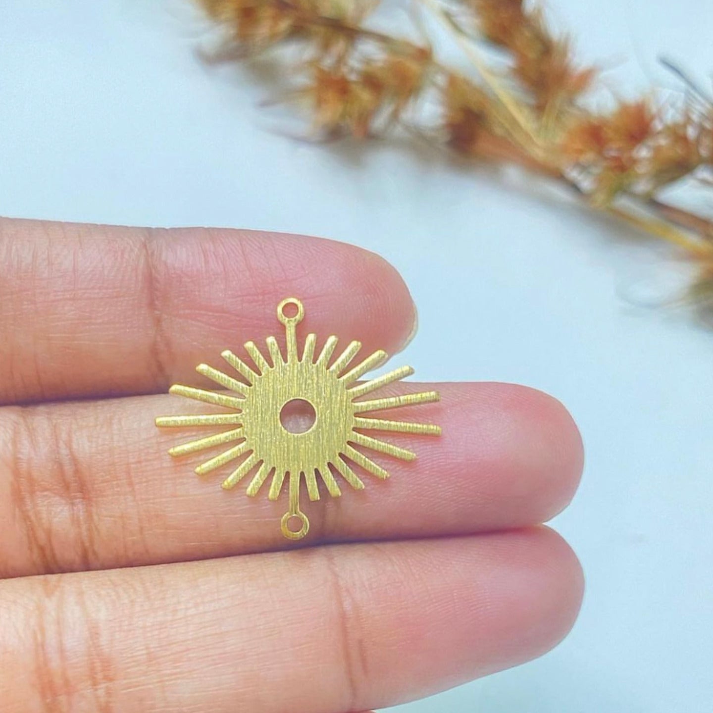 SS 115 Textured Eye Connector