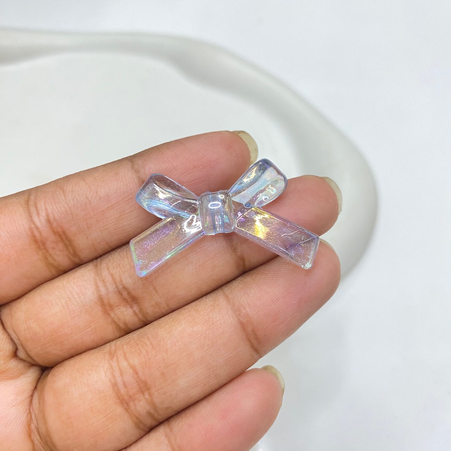 BBB 137 (D) light blue Thin strip bow Luminous shiny Acrylic bead ( 1 pc )