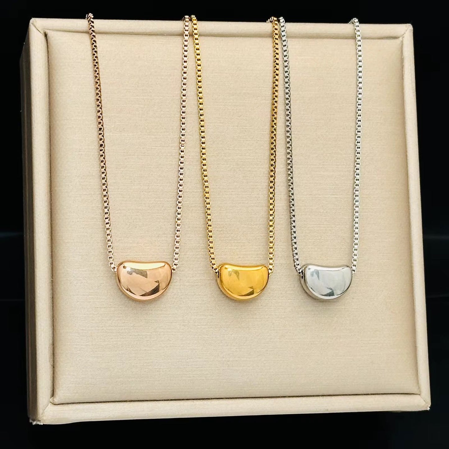 SJ 1163 Necklace - 18k Gold PVD plated stainless steel - Anti tarnish