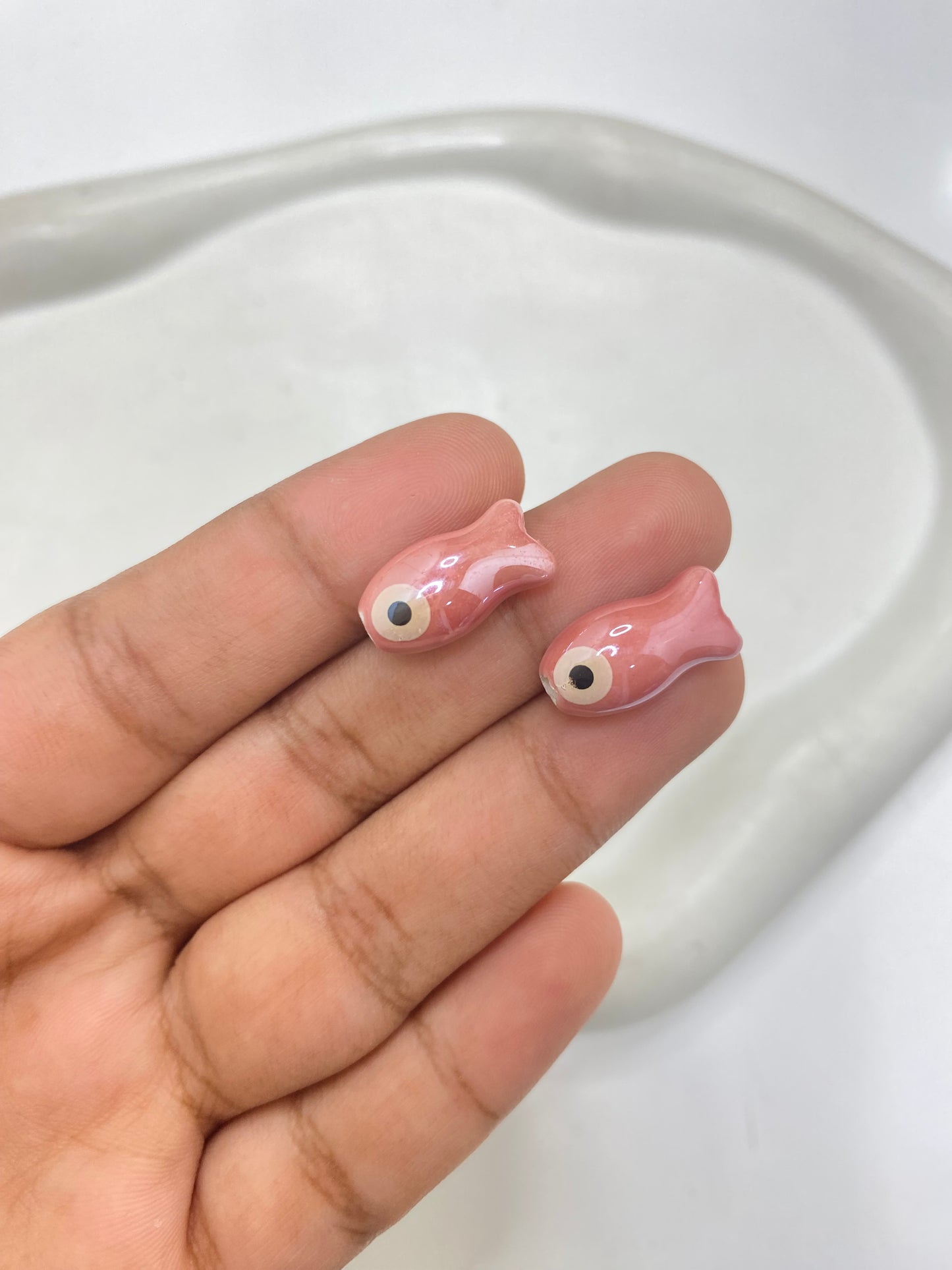 BBB 052 Fish porcelain ceramic bead ( 1 pc )
