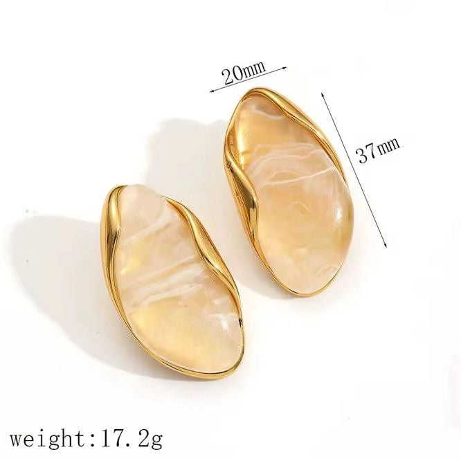ESJ04D White Teardrop Cream earring - 18k Gold PVD plated 316 stainless steel - Anti tarnish
