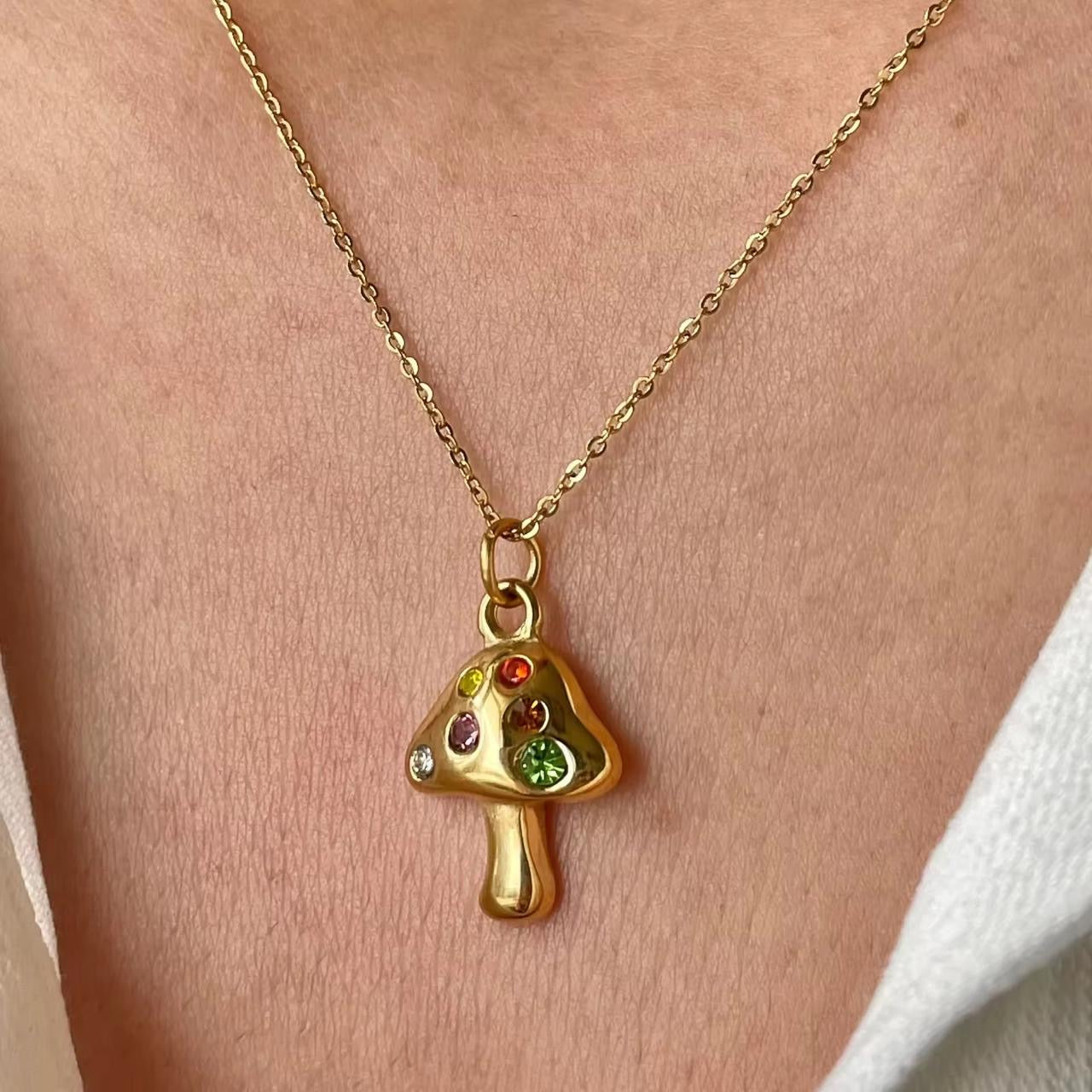 SJ 715 Mushroom Zircon Pendant Necklace - 18k Gold PVD plated stainless steel - Anti tarnish