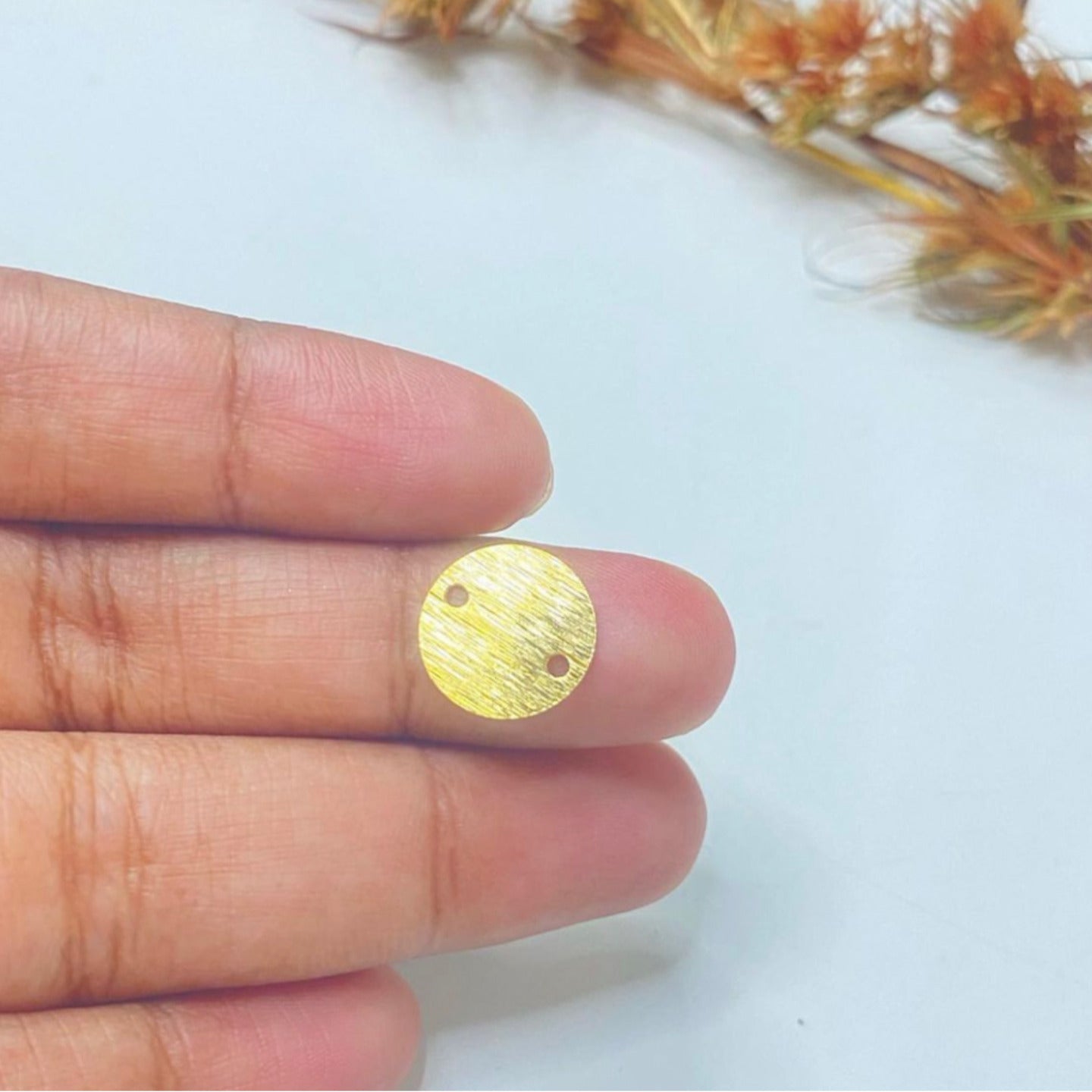 SS 127 Mini Round Connector Textured