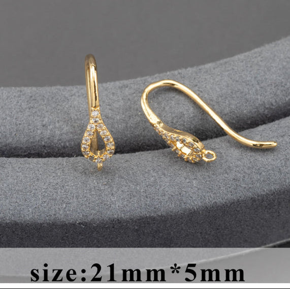 ZS02K Zircon crystal gold plated hooks ( 2 pc ) Anti tarnish