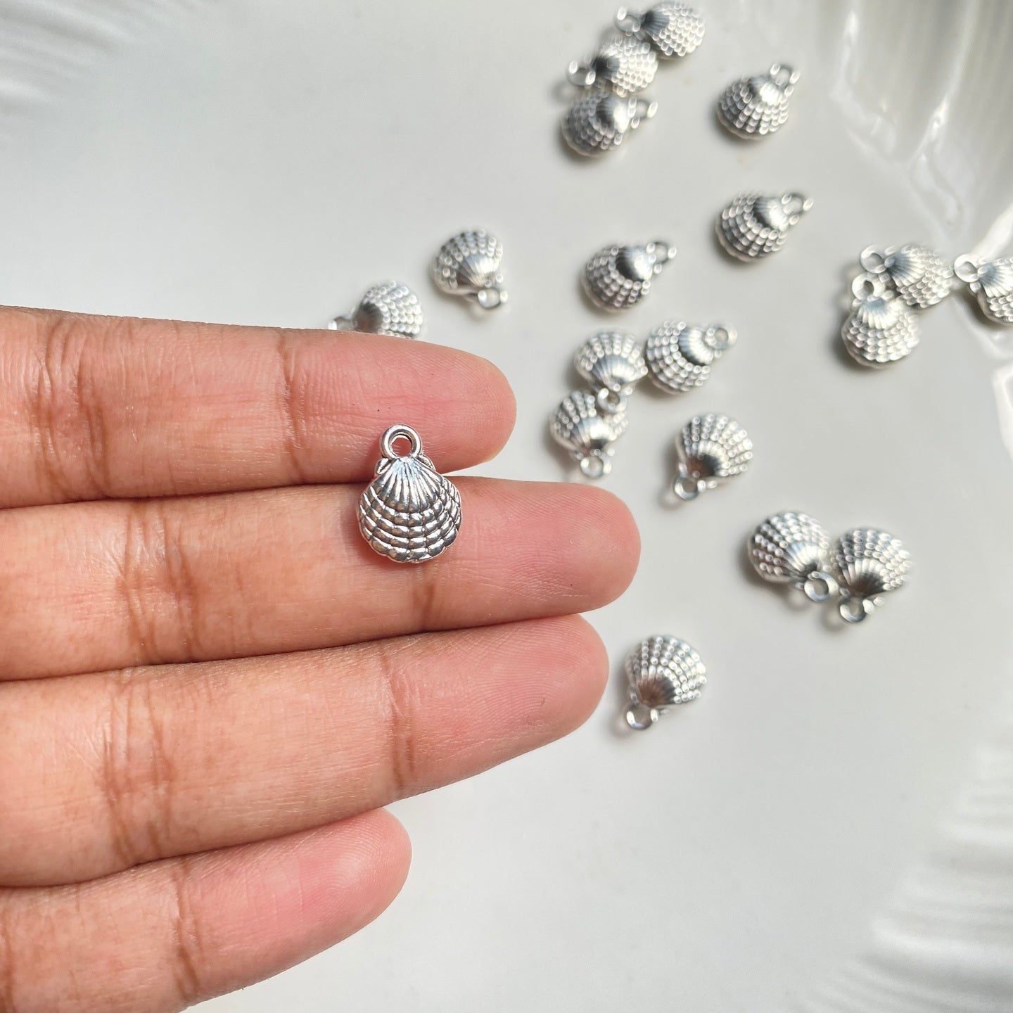 SS 823 silver shell charm (1PC)