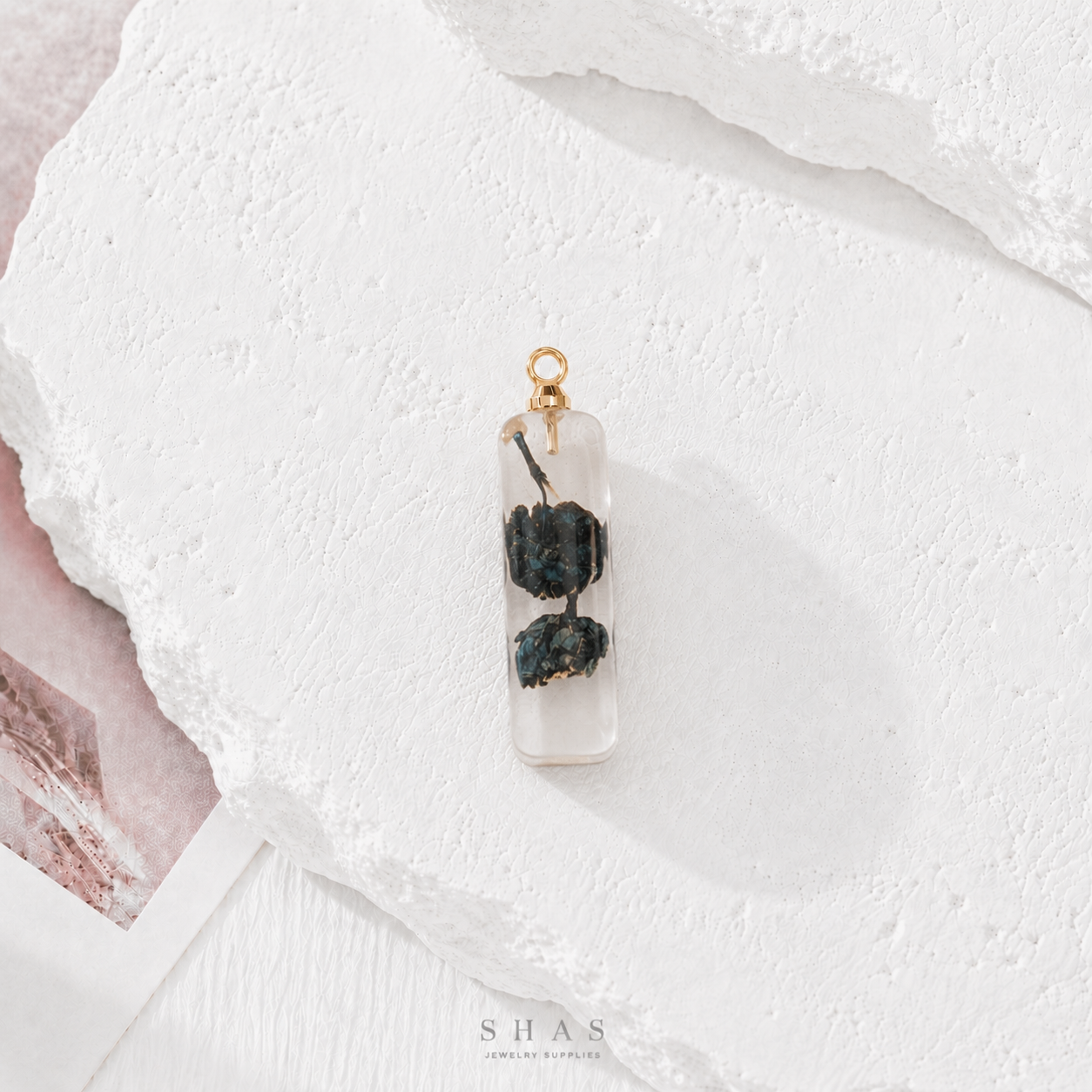 RFC01H Navy Blue Resin Flower Pendant Charm ( 1 pc )