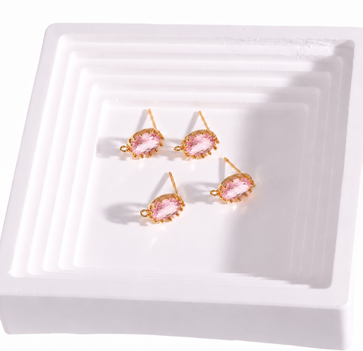 ZS03U Light Pink Oval zircon gold plated stud ( 2 pc ) anti tarnish