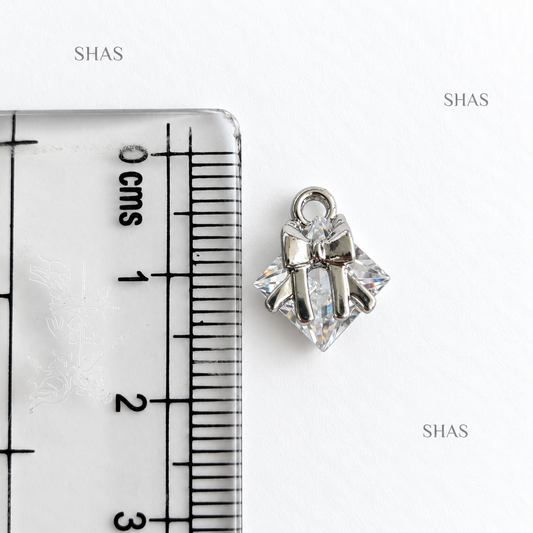 AC07 White Zircon Bow Y2K Alloy Charm ( 1 pc )