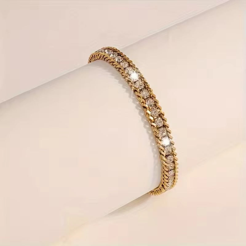 SJ 218 Zircon chain tennis bracelet
-18k PVD plated stainless steel - Anti tarnish - Wholesale