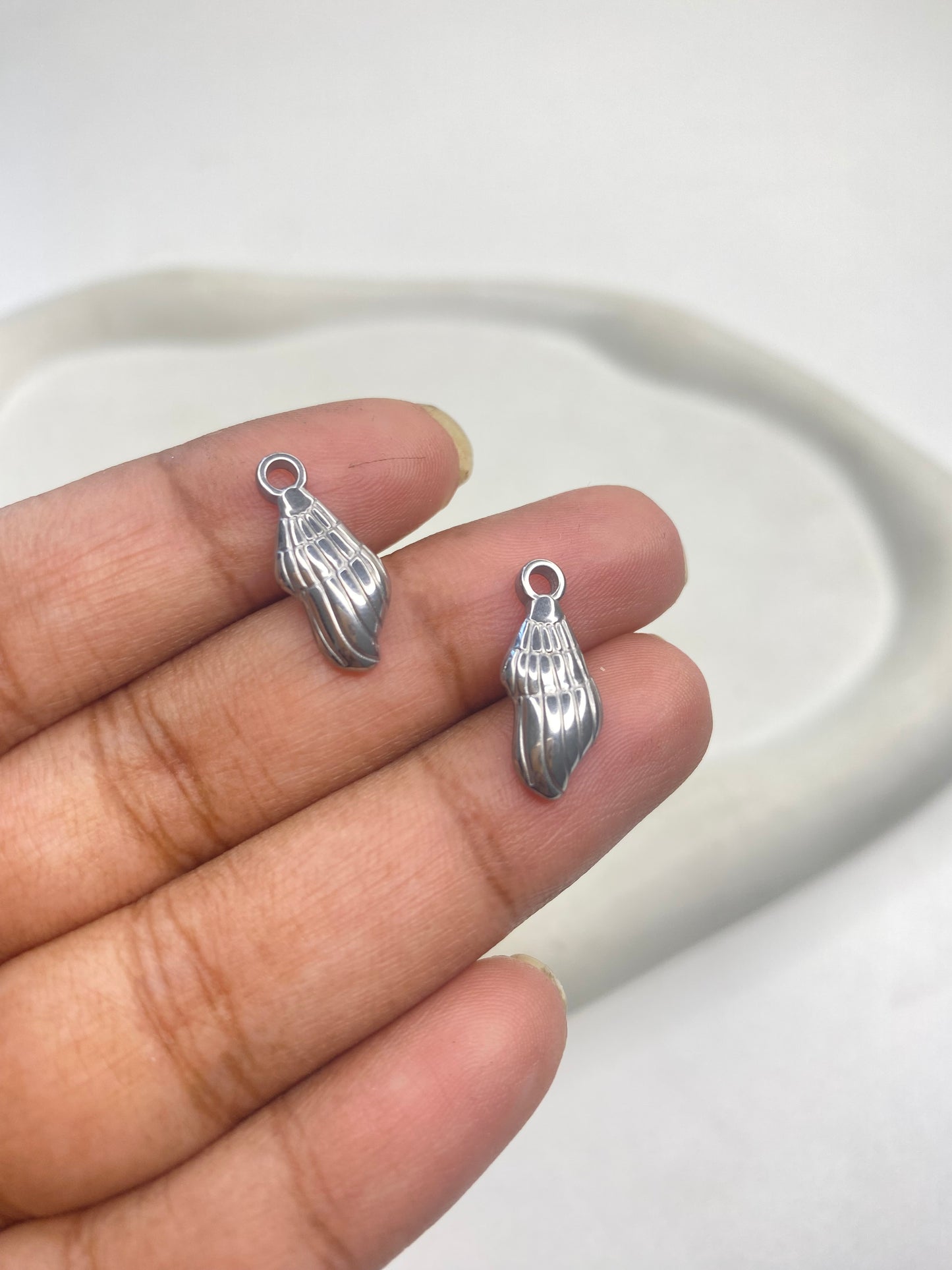 SS 2843 Conch charm Silver plated stainless steel ( 1 piece ) Anti tarnish