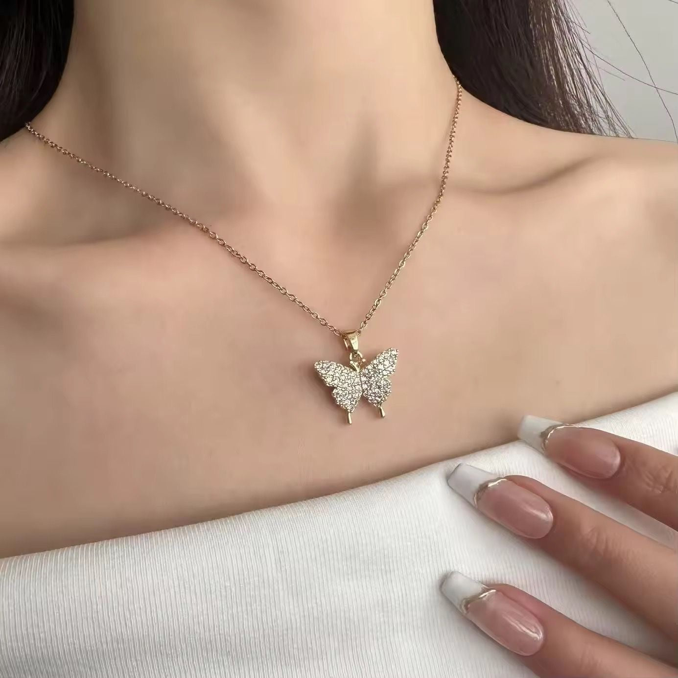 SJ 653 Zircon Butterfly Dainty Necklace - 18k Gold PVD plated stainless steel - Anti tarnish