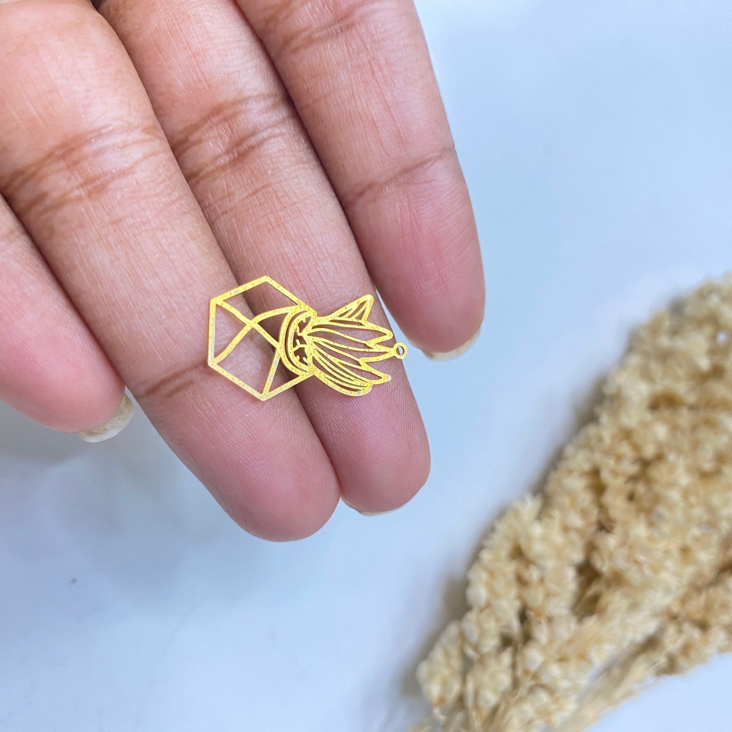 SS 117 Flower vase charm