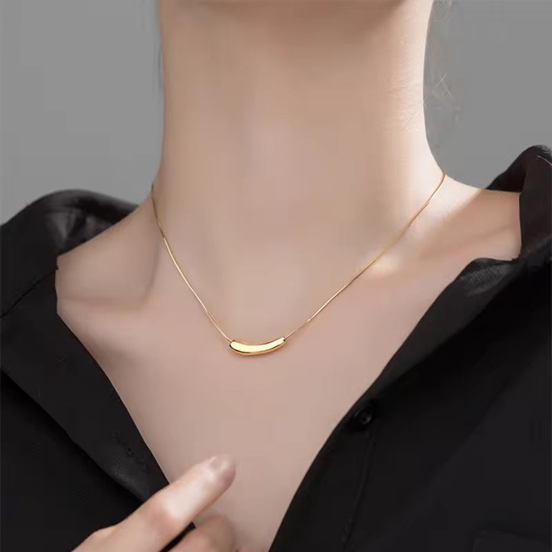 SJ 645 Modern Eggplant shape Necklace - 18k Gold PVD plated stainless steel - Anti tarnish