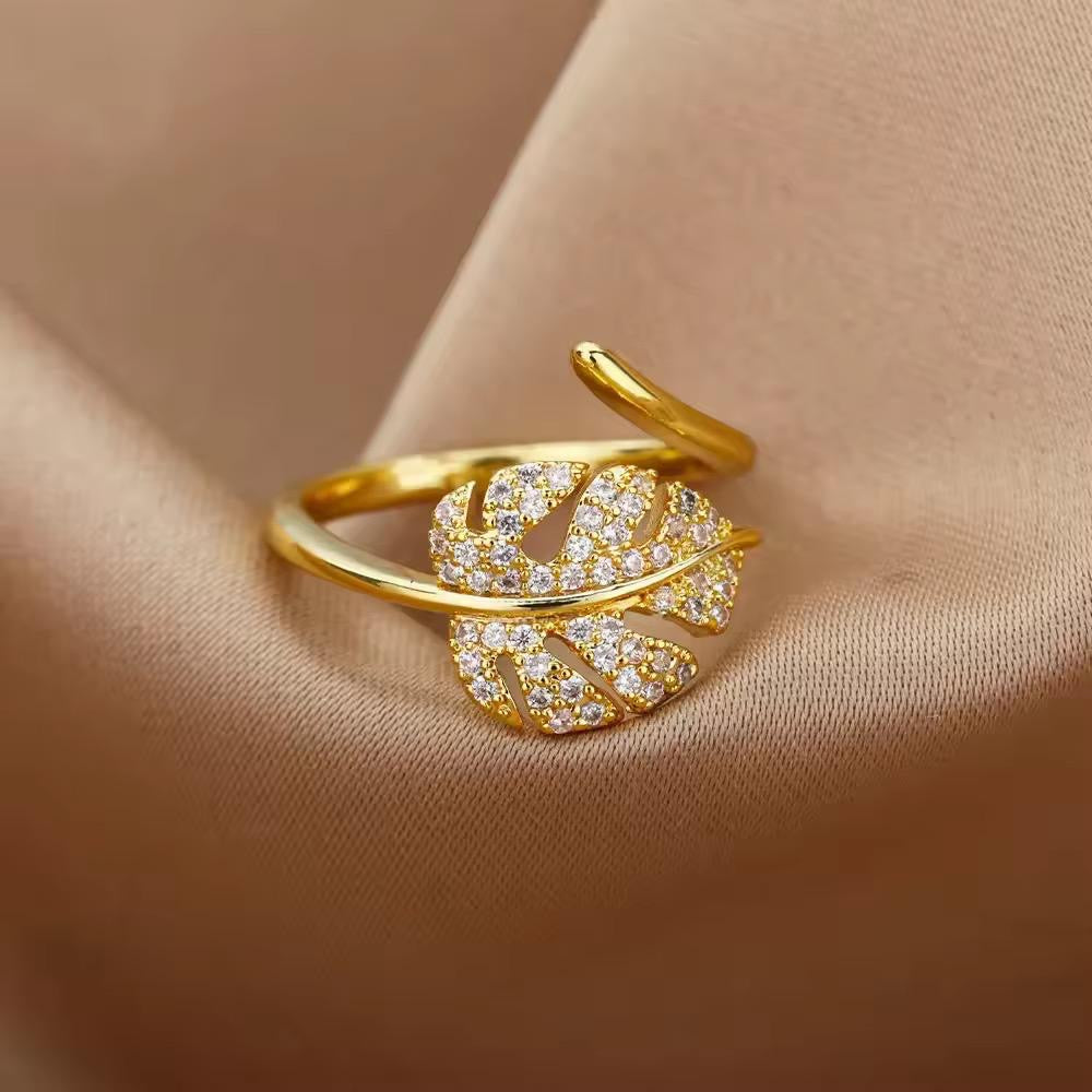 SJ 711 Zircon Leaf Ring Adjustable - 18k Gold PVD plated stainless steel - Anti tarnish