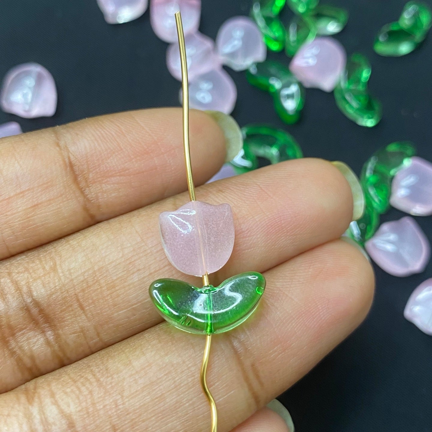 SS 601 pink tulip set ( flower + leaf ) - glass bead