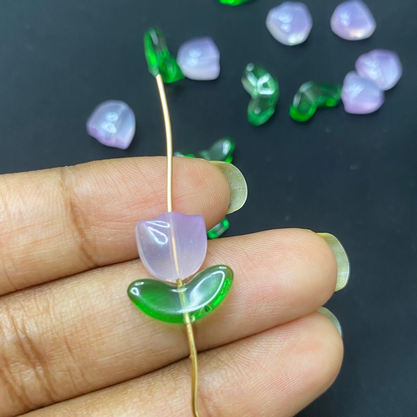 SS 614 Purple tulip set ( flower + leaf ) - glass bead