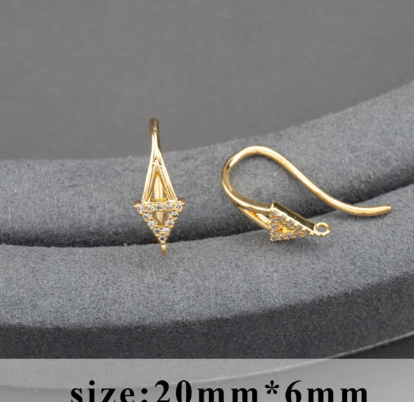 SS 548 zircon crystal gold plated stud ( 2 pc ) Anti tarnish