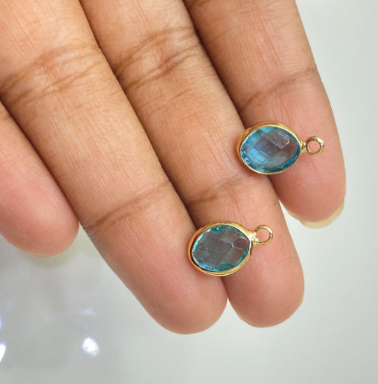 BBB 116 (C) Light blue oval gold plated crystal charm (1PC)