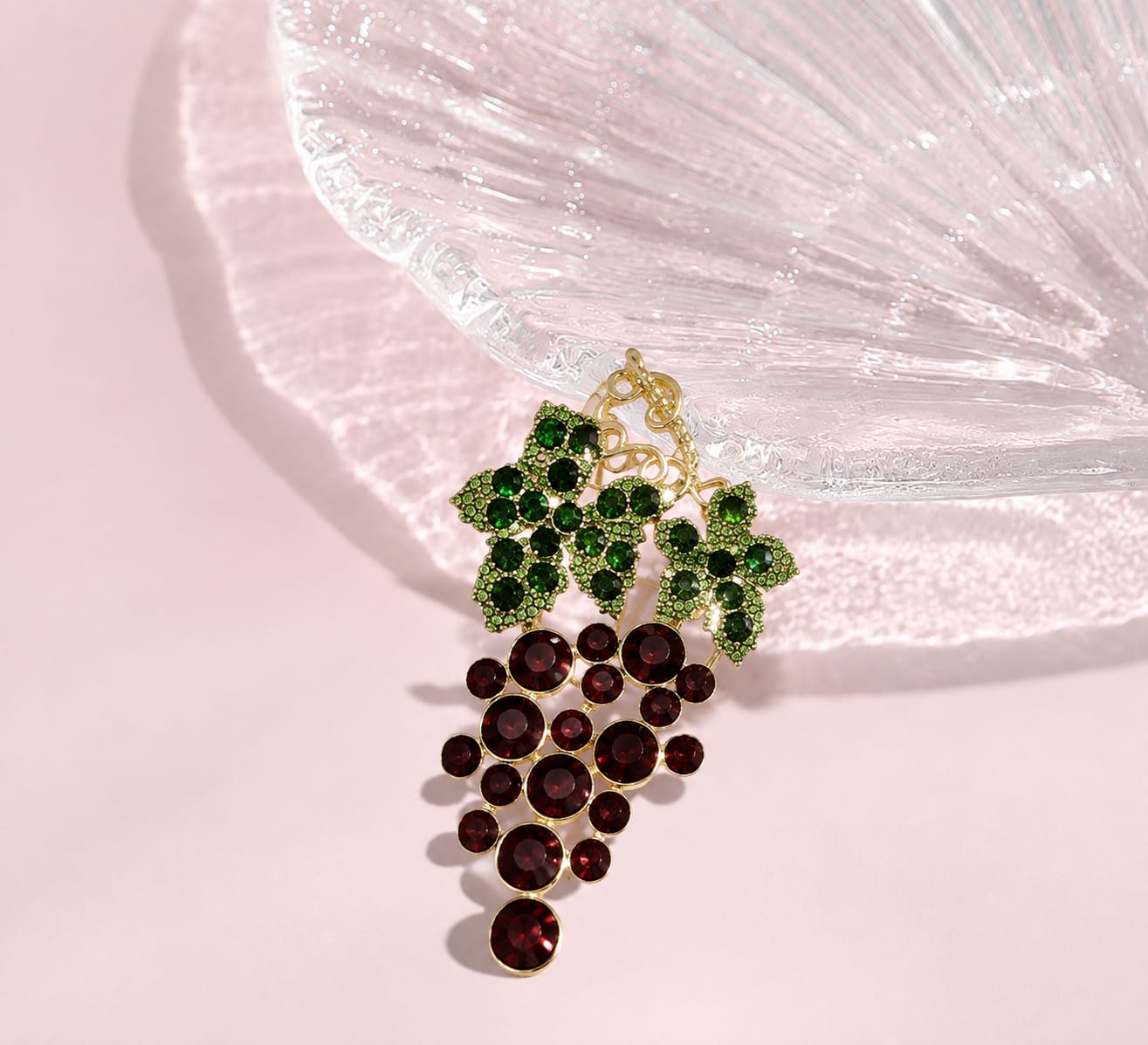 BR02D Vintage Vineyard Grape Zircon Brooch ( 1 PC ) Anti Resistant