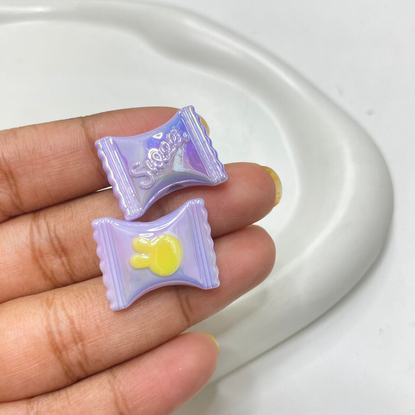 BBB 180 (B) purple candy iridescent Acrylic bead (1PC)