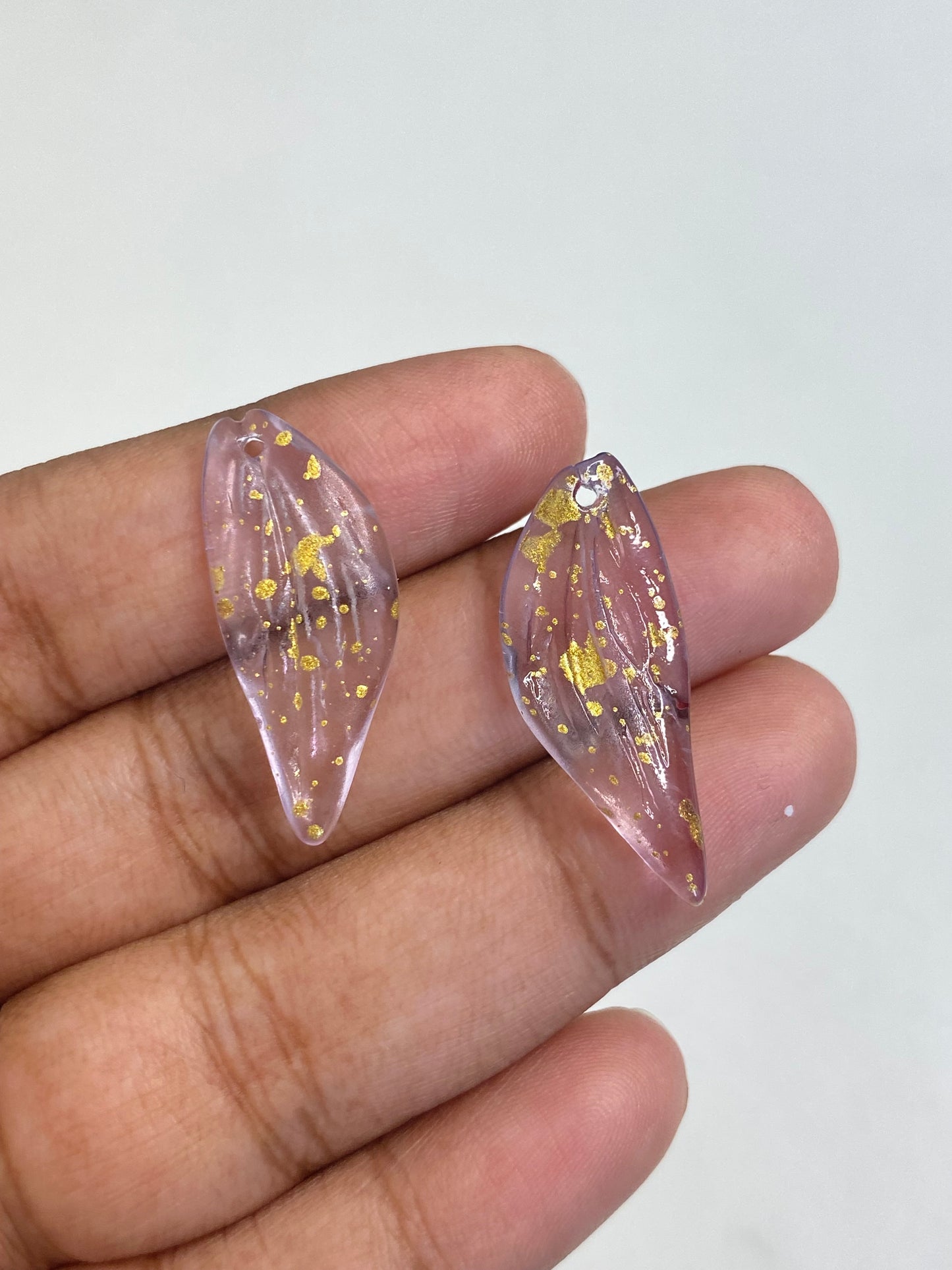 BBB 224 (d) Glittery Purple Leaf Crystal glass bead ( 1 pc ) ( 5:26 mm )