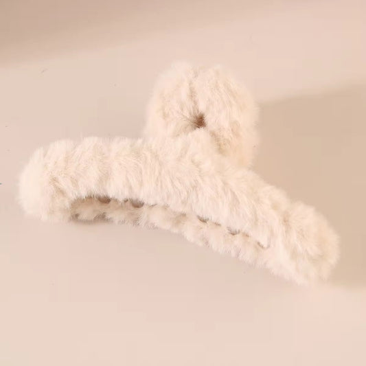 HA 01 (f) Off White Plush Fluffy Hair Claw ( 1 pc )