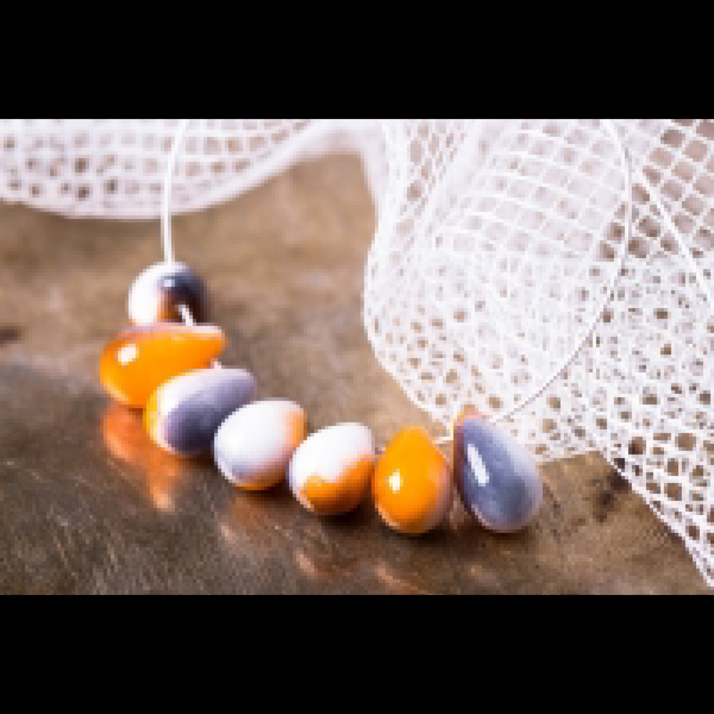 BBB (A) 104 Opaque yellow grey czech glass bead 9mm - (1PC)