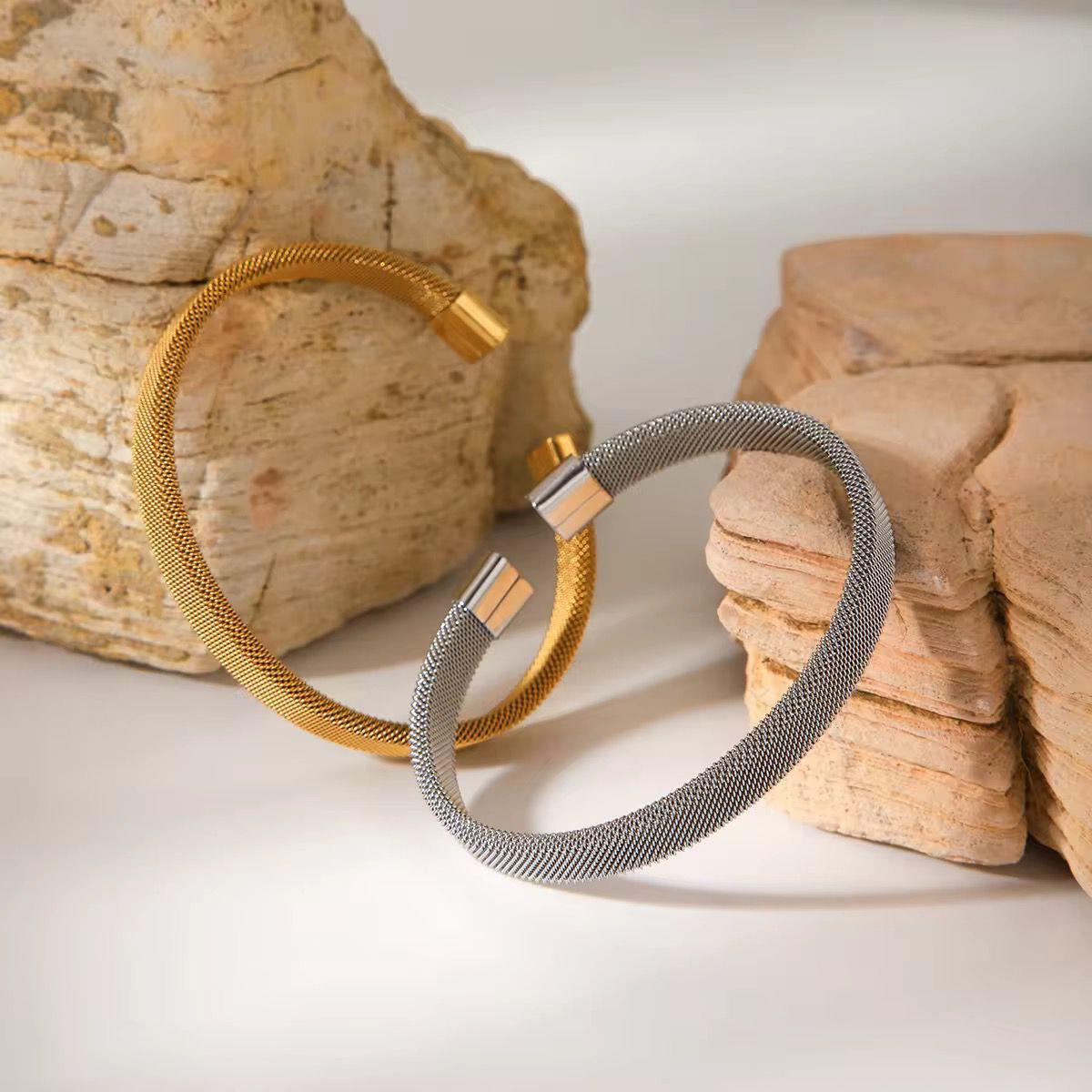 BSJ17 Plain Chunky Adjustable Bracelet