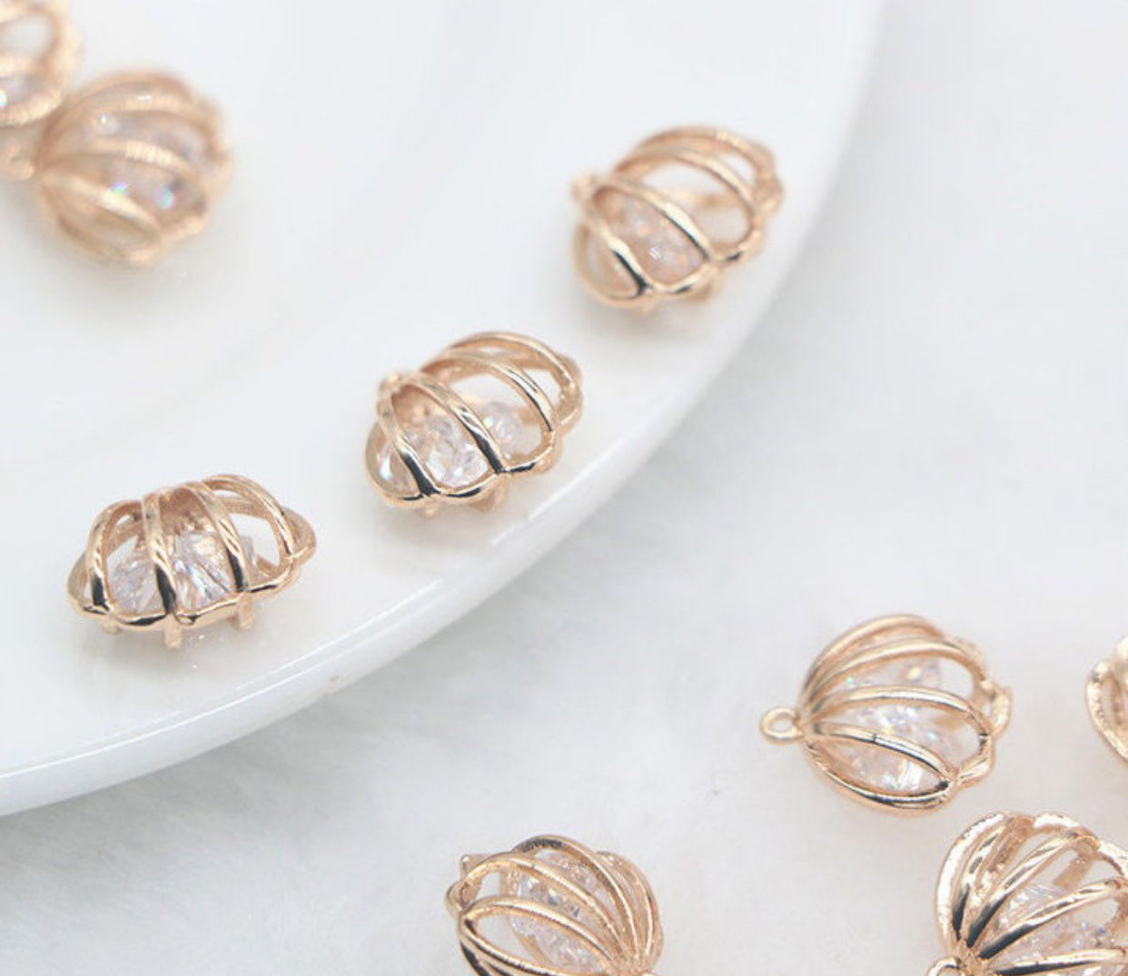 SS 874 Scallop Cz charm (1PC) Anti tarnish