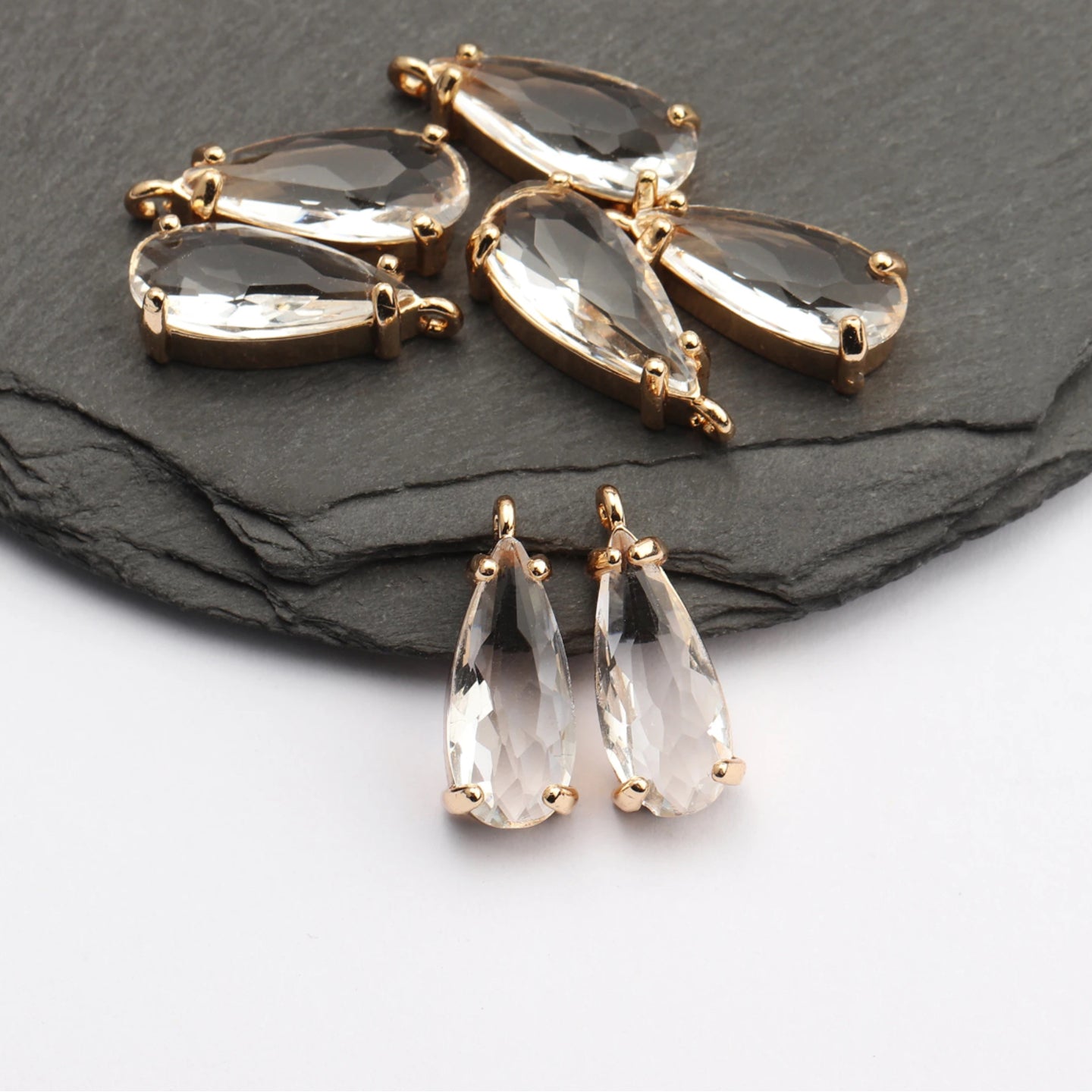 BBB 143 (C) zircon crystal teardrop charm gold plated ( 1 pc ) Anti tarnish ( 16:7.5 mm )