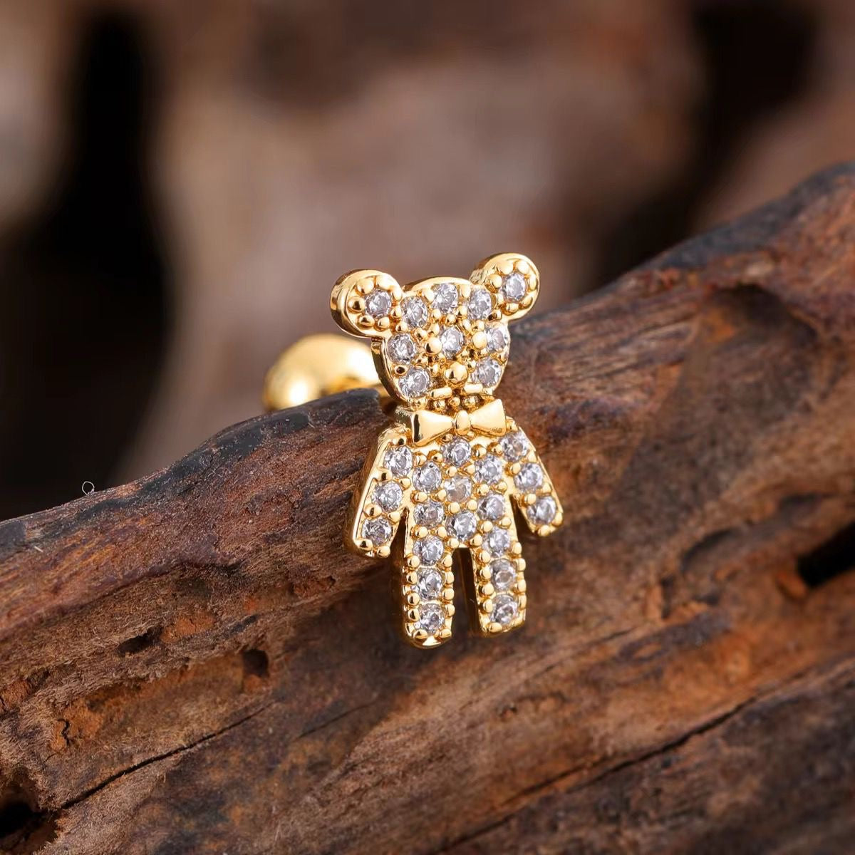 SJ 546 - Teddy Cartilage 2nd piercing stud ( 1 pc ) - 18k Gold PVD plated stainless steel - Anti tarnish