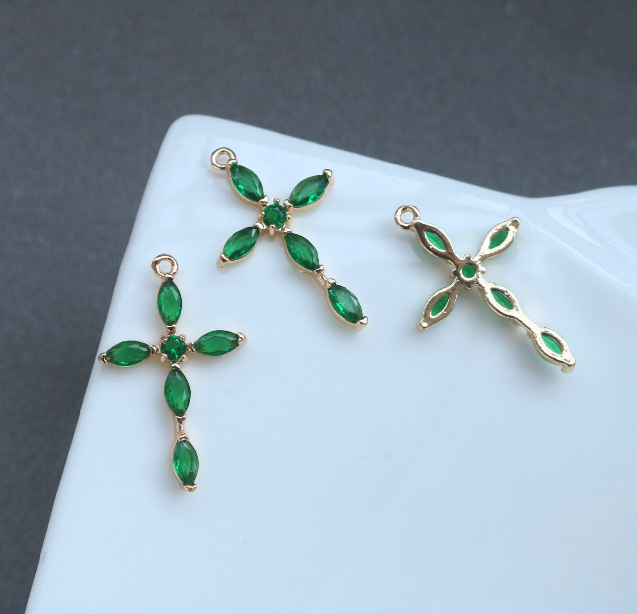 SS 2787 Emerald Cross Big CZ Pendant 14k gold plated Zircon crystal ( 1 pc ) Anti tarnish ( 25:15 mm )