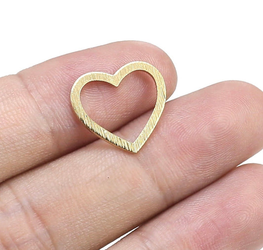 BC01G Heart Textured Bezel charm ( 1 pc ) Raw Brass