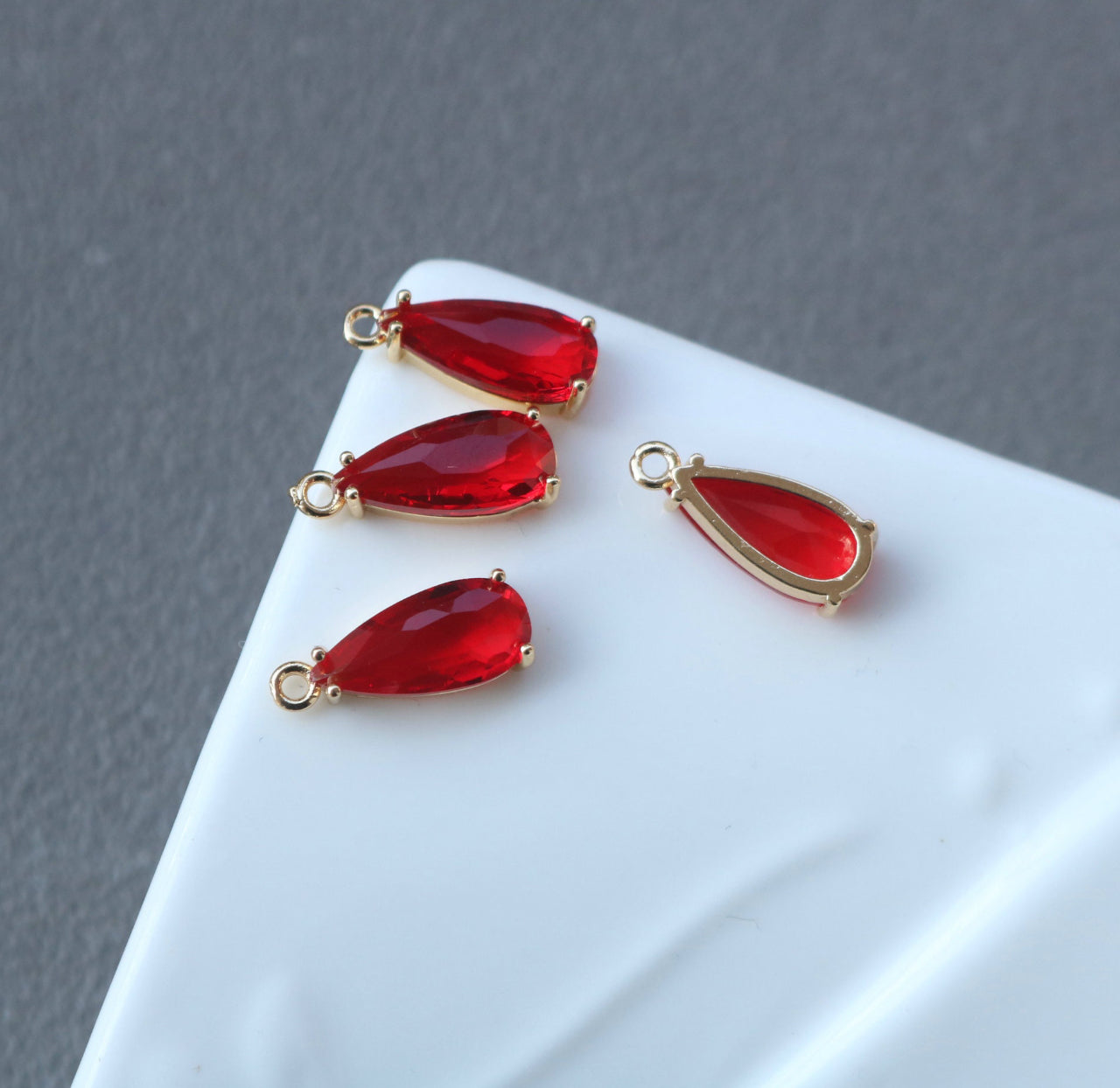 SS 1114 Red crystal teardrop zircon Gold plated charm ( 1 pc ) Anti tarnish ( 7:18 mm )