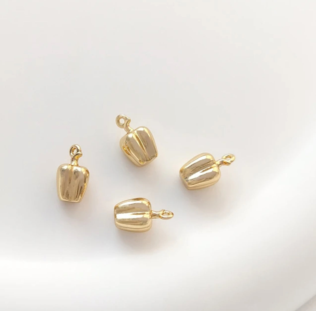 SS 1456 Capsicum 14k gold plated charm ( 1 pc ) Anti tarnish ( 10:6 mm )