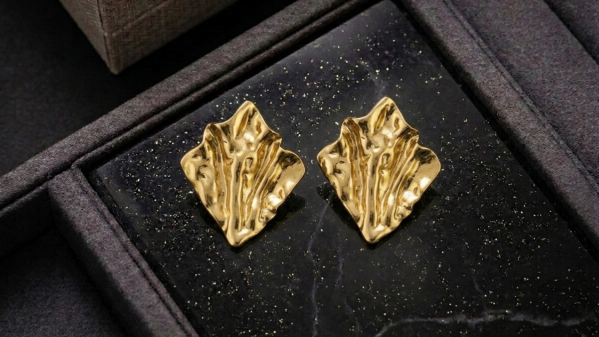 ESJ21A KITE TEXTURED EARRING - 18K GOLD PVD plated 316 stainless steel - Anti tarnish