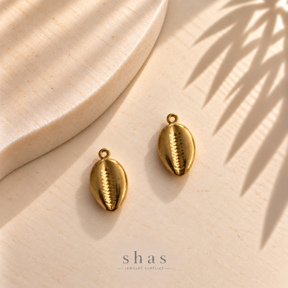 SC24F Cowry Shell Charm 18K Gold ( 1 pc ) PVD Plated