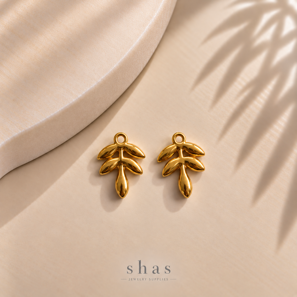 SC23Q Leaf Charm 18K Gold ( 1 pc ) PVD Plated