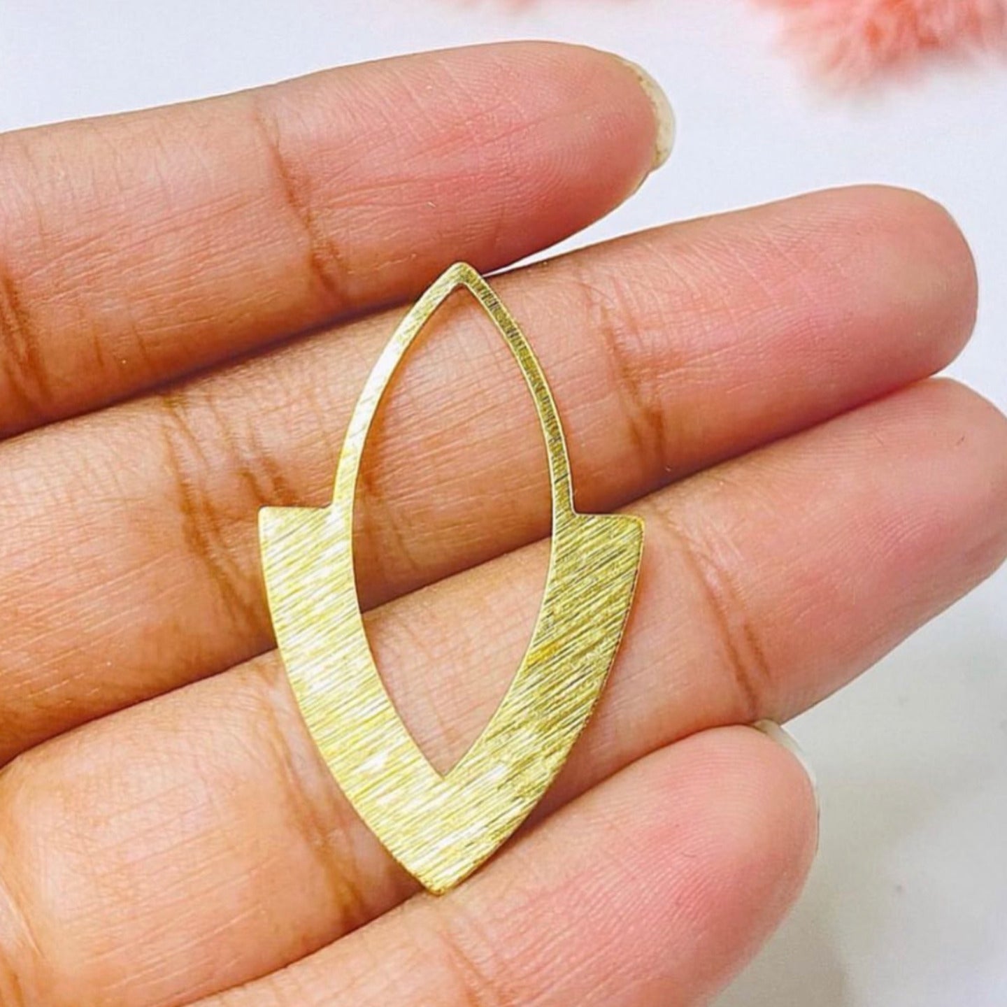 SS 143 Marquise charm Textured ( 1 pc )