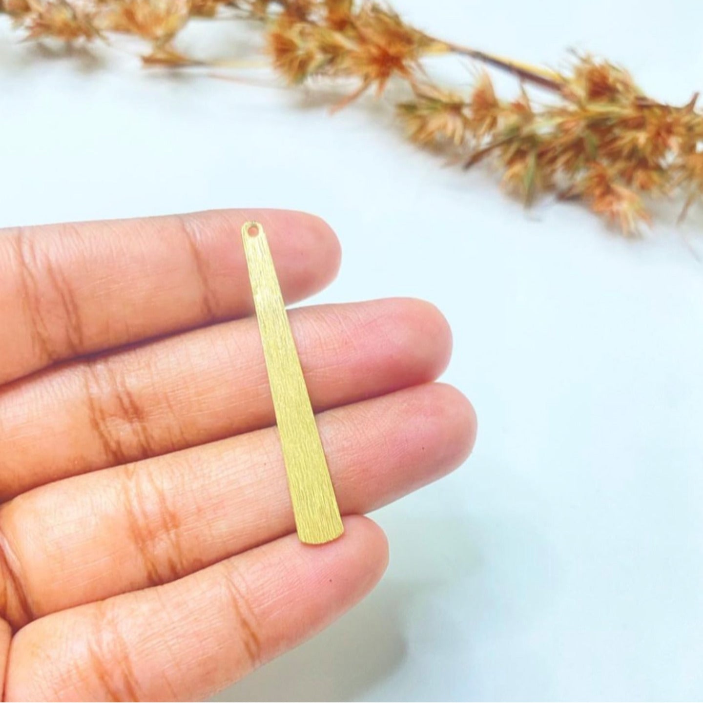 SS 325 Textured long bar charm