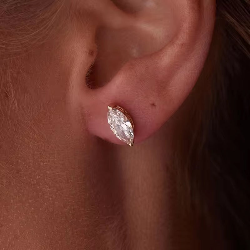 SJ 422 Minimalist Zircon Stud Earring - Premium 18k Gold PVD plated stainless steel - Anti tarnish - Wholesale
